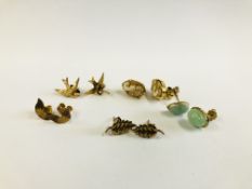 FIVE PAIRS OF 9CT GOLD STUD EARRINGS TO INCLUDE CAMEO AND STONE SET EXAMPLES.