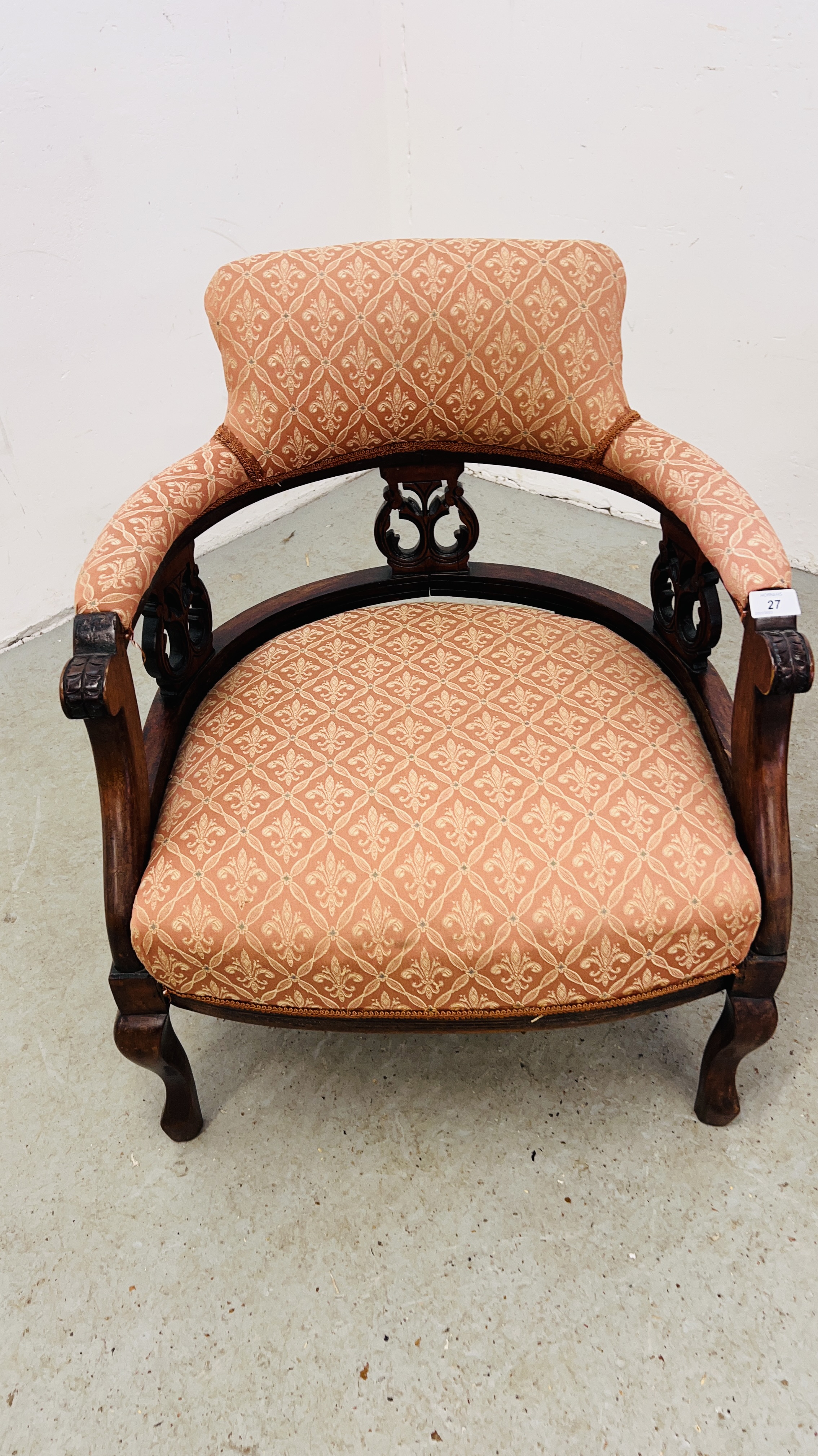 A PAIR OF MAHOGANY FRAMED TUB CHAIRS. - Image 3 of 10