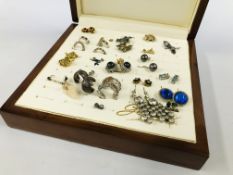 A DISPLAY CASE CONTAINING APPROX 72 PAIRS OF MAINLY STUD EARRINGS TO INCLUDE YELLOW METAL,