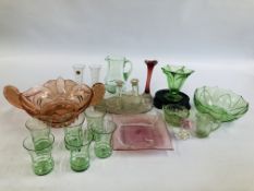 A GROUP OF GLASS WARE TO INCLUDE ART DECO SALMON PINK PRESSED GLASS CENTRE PIECE ON CIRCULAR