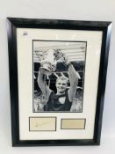 A FRAMED BLACK AND WHITE PRINT DEPICTING WEST HAM UNTITLED FC BOBBY MOORE BEARING ORIGINAL