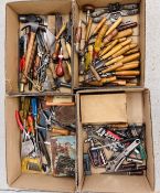 4 BOXES OF MIXED VINTAGE TOOLS TO INCLUDE WOOD WORKING CHISELS, TAP AND DIE PIECES, HAND BRACE,