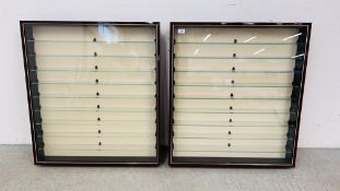 A PAIR OF GOOD QUALITY GLAZED FRONT DISPLAY CASES EACH HAVING NINE GLASS SHELVES, W 76CM X H 84CM.