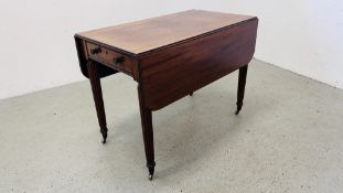 A MAHOGANY DROP SIDE PEMBROOK TABLE 99CM X 110CM.