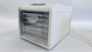 ELECTRA DIGITAL ELECTRONIC FOOD DEHYDRATOR MODEL EDF1708 - SOLD AS SEEN.