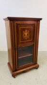 A MAHOGANY AND INLAID SINGLE DOOR CABINET WITH LOWER GLAZED PANEL TO DOOR, W 55CM X D 30CM X H 95CM.