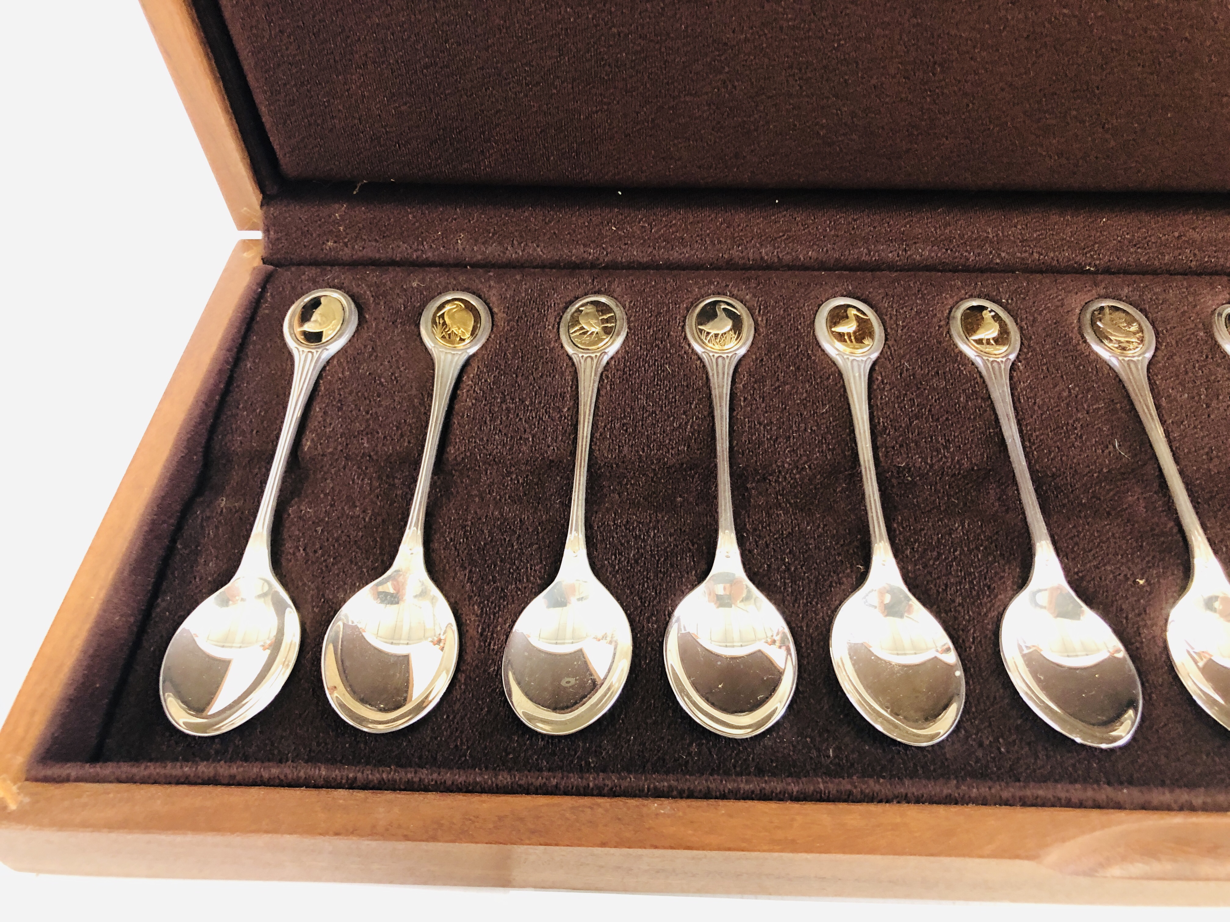 AN RSPB SILVER SPOON COLLECTION, J PINCHES LON 1975, 12 SPOONS. - Image 2 of 11