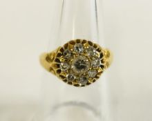 AN ANTIQUE 18CT GOLD, OLD CUT DIAMOND SET RING (RUBBED MARKS) IN VINTAGE BOX.