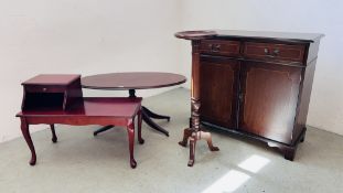 A REPRODUCTION MAHOGANY FINISH TWO DRAWER TWO DOOR SIDEBOARD, MAHOGANY FINISH TORCHE,