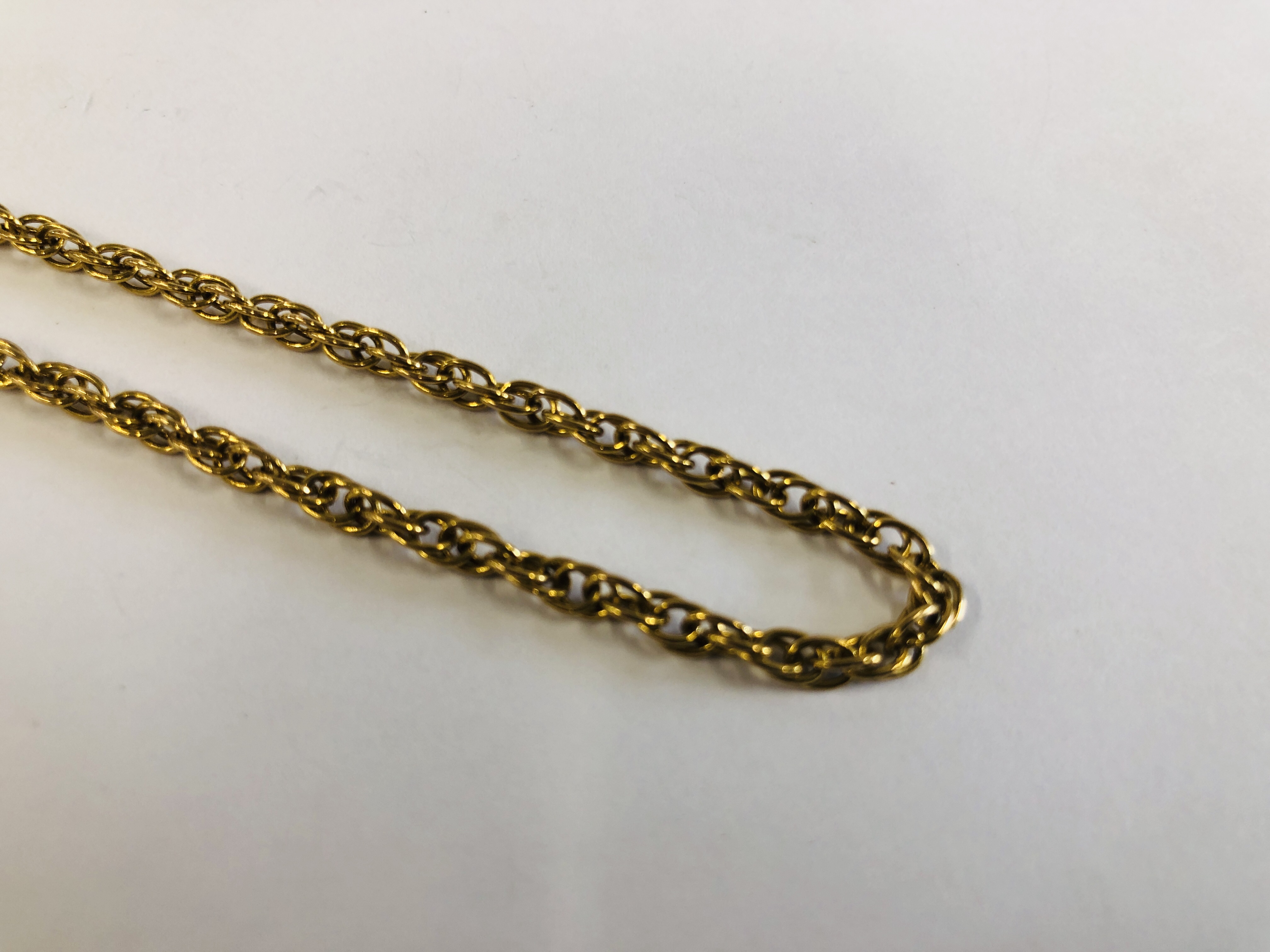A 9CT GOLD MULTI LINK CHAIN, L 40CM. - Image 2 of 7