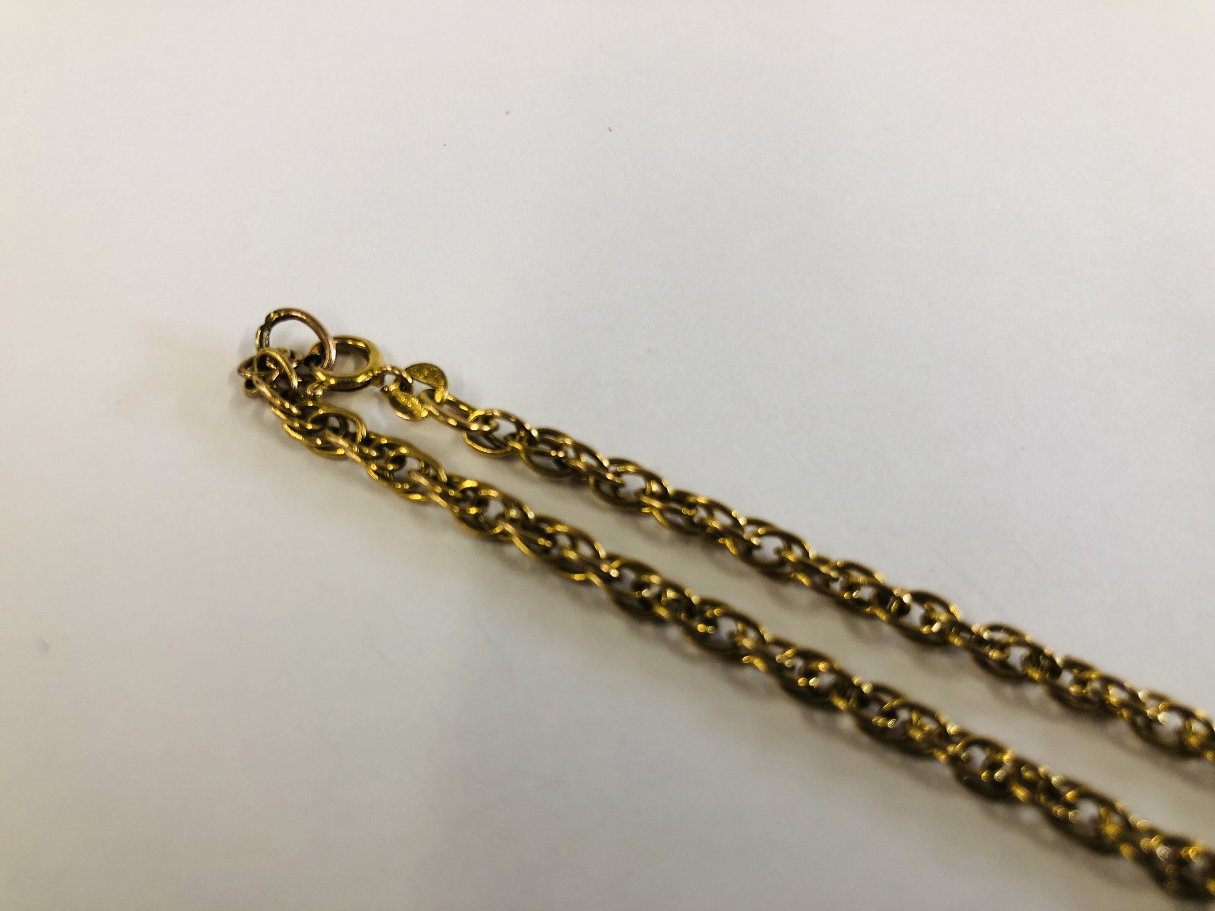 A 9CT GOLD MULTI LINK CHAIN, L 40CM. - Image 5 of 7