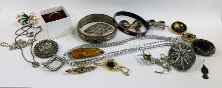 SILVER RING, NECKLACES AND MIXED JEWELLERY ETC.