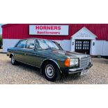 MERCEDES BENZ 230E AUTO. VRM - A707 0VF. FIRST REGISTERED: 24/05/1984. 2299CC PETROL, 4 DOOR SALOON.