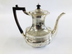 AN EDWARDIAN SILVER COFFEE POT, BARNARD, LON. 1904.