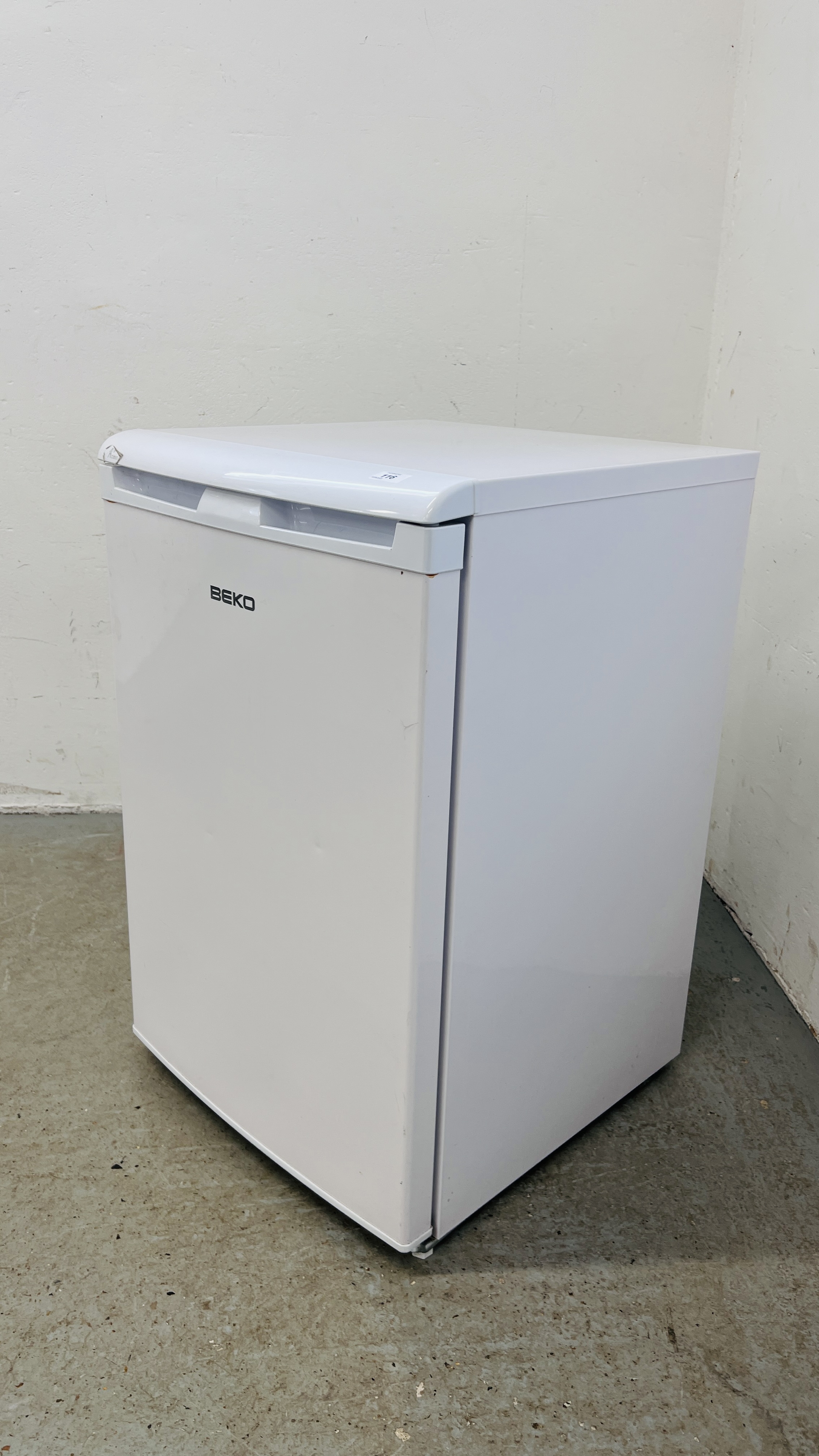 A BEKO UNDERCOUNTER FREEZER - SOLD AS SEEN. - Image 3 of 5