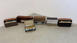 A GROUP OF SIX VINTAGE RADIO'S TO INCLUDE BUSH, EKCO FERRANTI,