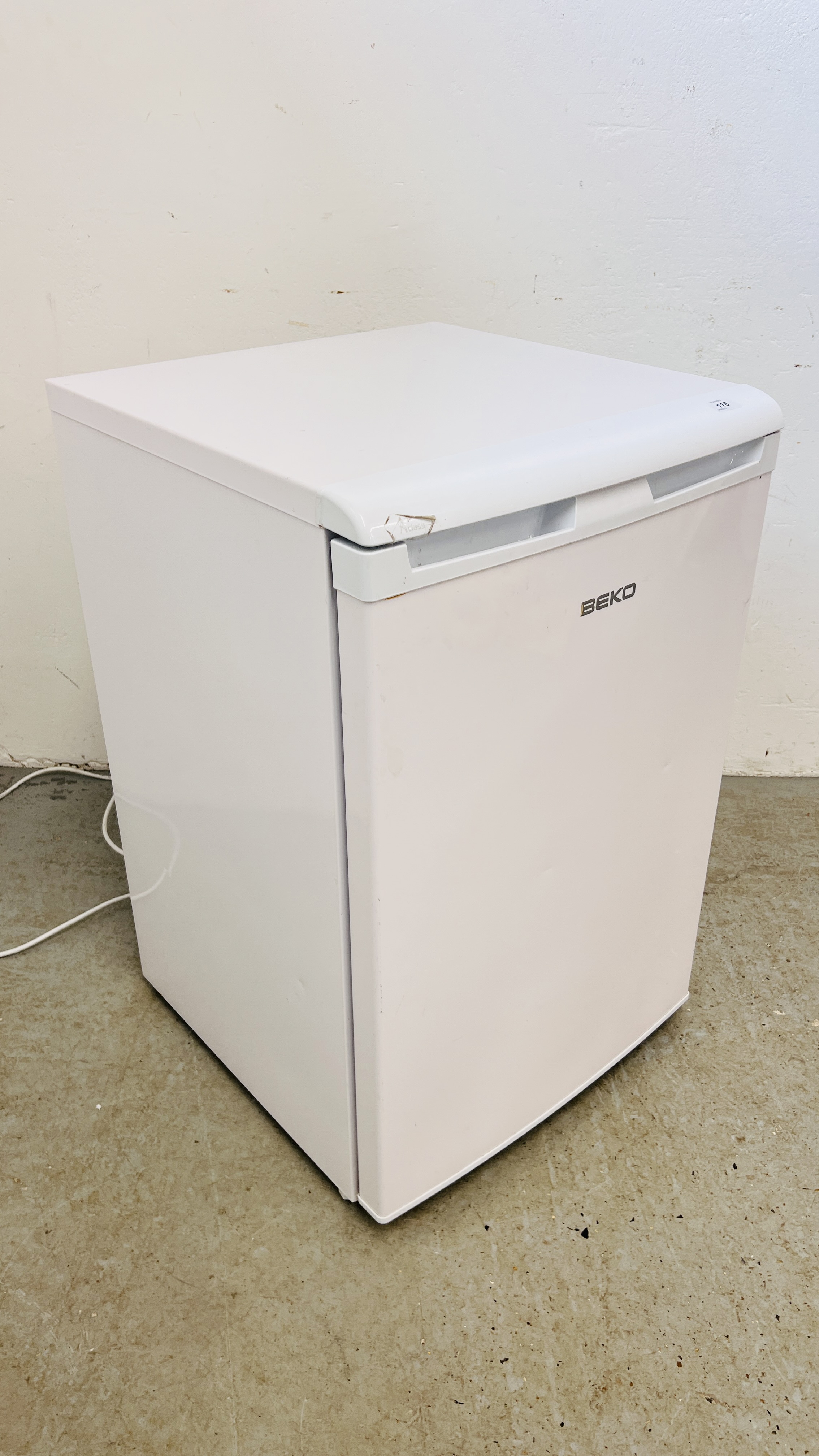A BEKO UNDERCOUNTER FREEZER - SOLD AS SEEN. - Image 5 of 5