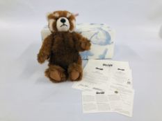 LIMITED EDITION STEIFF RED PANDA (WITH GROWLER), H 36CM, EAN No. 663253, No.