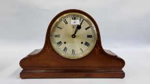 AN EDWARDIAN MARQUETRY INLAID MANTEL CLOCK