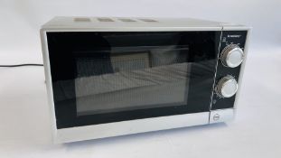 A SILVER CREST SILVER FINISH MICROWAVE - SOLD AS SEEN.