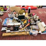 10 X BOXES OF HOUSEHOLD SUNDRIES AND COLLECTIBLES TO INCLUDE COLLECTORS DOLLS, GAMES AND BOOKS,