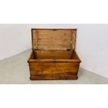 A VINTAGE PINE TRUNK - W 87CM X D 42CM X H 45CM.