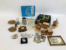 A BOX OF COLLECTIBLES TO INCLUDE COINAGE, THE 1970 WORLD CUP COIN COLLECTION, MADINA PAPERWEIGHT,
