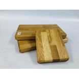 A GROUP OF 3 HAND MADE OAK CHOPPING BOARDS