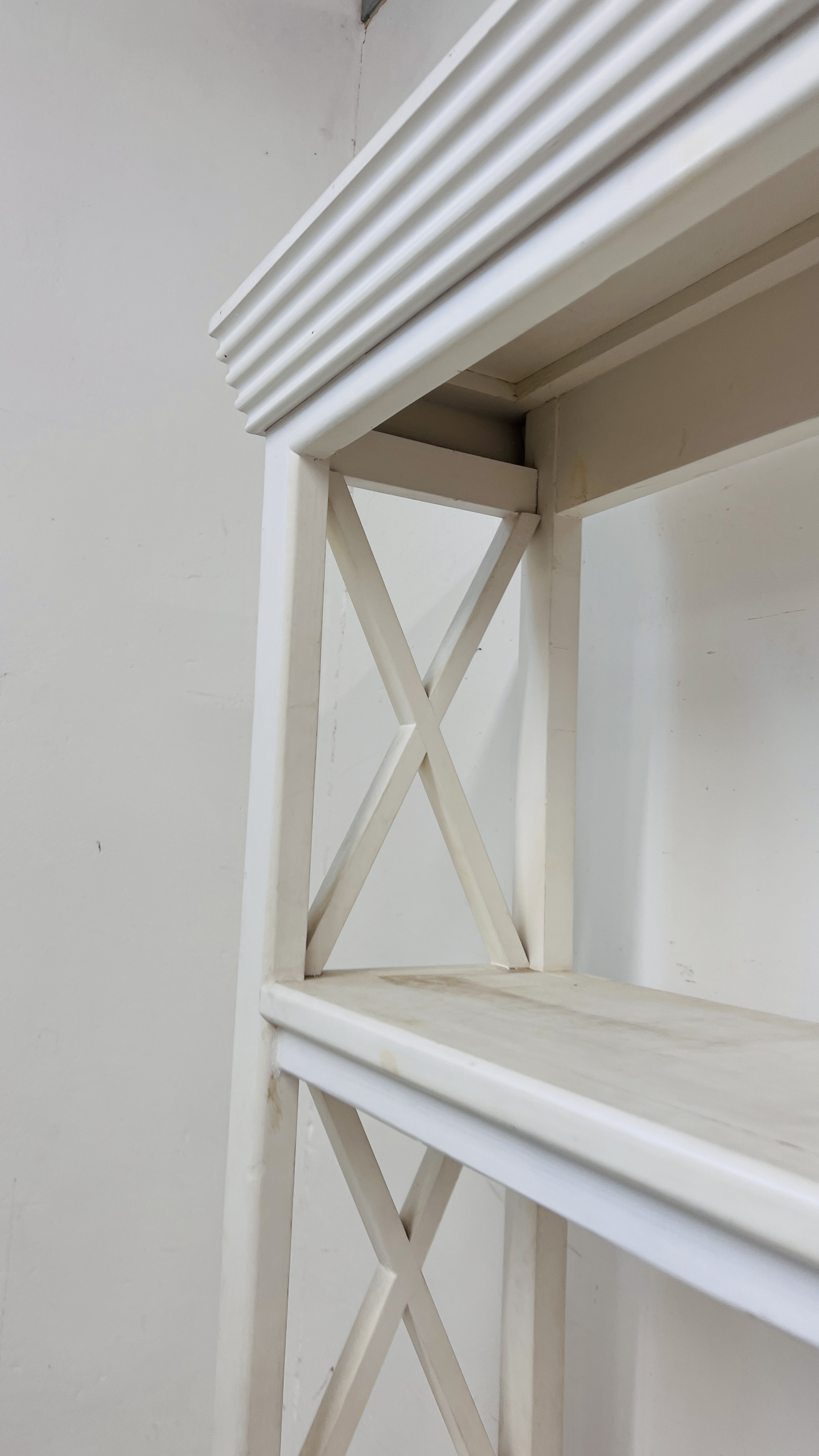 A WHITE PAINTED FOUR TIER BOOKSHELF WITH DRAWERS TO BASE - HEIGHT 200CM. WIDTH 132CM. DEPTH 30CM. - Image 11 of 12