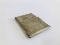 A SILVER CIGARETTE CASE, LONDON ASSAY G&S CO. LTD - L 11CM X W 8.5CM.