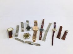 A GROUP OF WATCHES TO INCLUDE A VINTAGE 9CT GOLD CASED EXAMPLE (RUBBED MARKS) ETC.