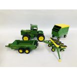 A COLLECTION OF 4 "ERTL" JOHN DEERE MODELS TO INCLUDE PIVOT STEER TRACTOR AND MUCK SPREADER,