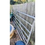 A 3.55 METER 7 BAR GALVANISED FIELD GATE.