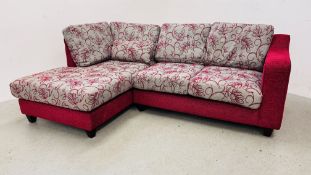 A MODERN DESIGNER L SHAPED SOFA UPHOLSTERED IN A CRIMSON AND GREY FABRIC, L 230CM X D 160CM.