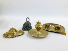 A GROUP OF 3 VINTAGE BRASS INKWELLS TO INCLUDE ONE IN THE ART NOUVEAU STYLE + A FURTHER PEWTER