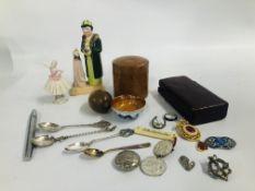 BOX OF MIXED COLLECTIBLES TO INCLUDE SILVER AND TREEN ITEMS.