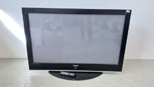 SAMSUNG 50 INCH TELEVISION WITH REMOTE - SOLD AS SEEN