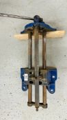 A RECORD 52½ BENCH MOUNTED CARPENTERS VICE.