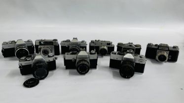 A GROUP OF 9 VINTAGE SLR CAMERAS TO INCLUDE CANON AE-1, ZORK1-4, EXAKTA TL500, MAMIYA/SEKOR 500TL,