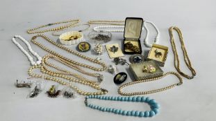 SELECTION OF VINTAGE COSTUME JEWELLERY, EARRINGS, NECKLACES, BRACELETS AND BROOCHES.