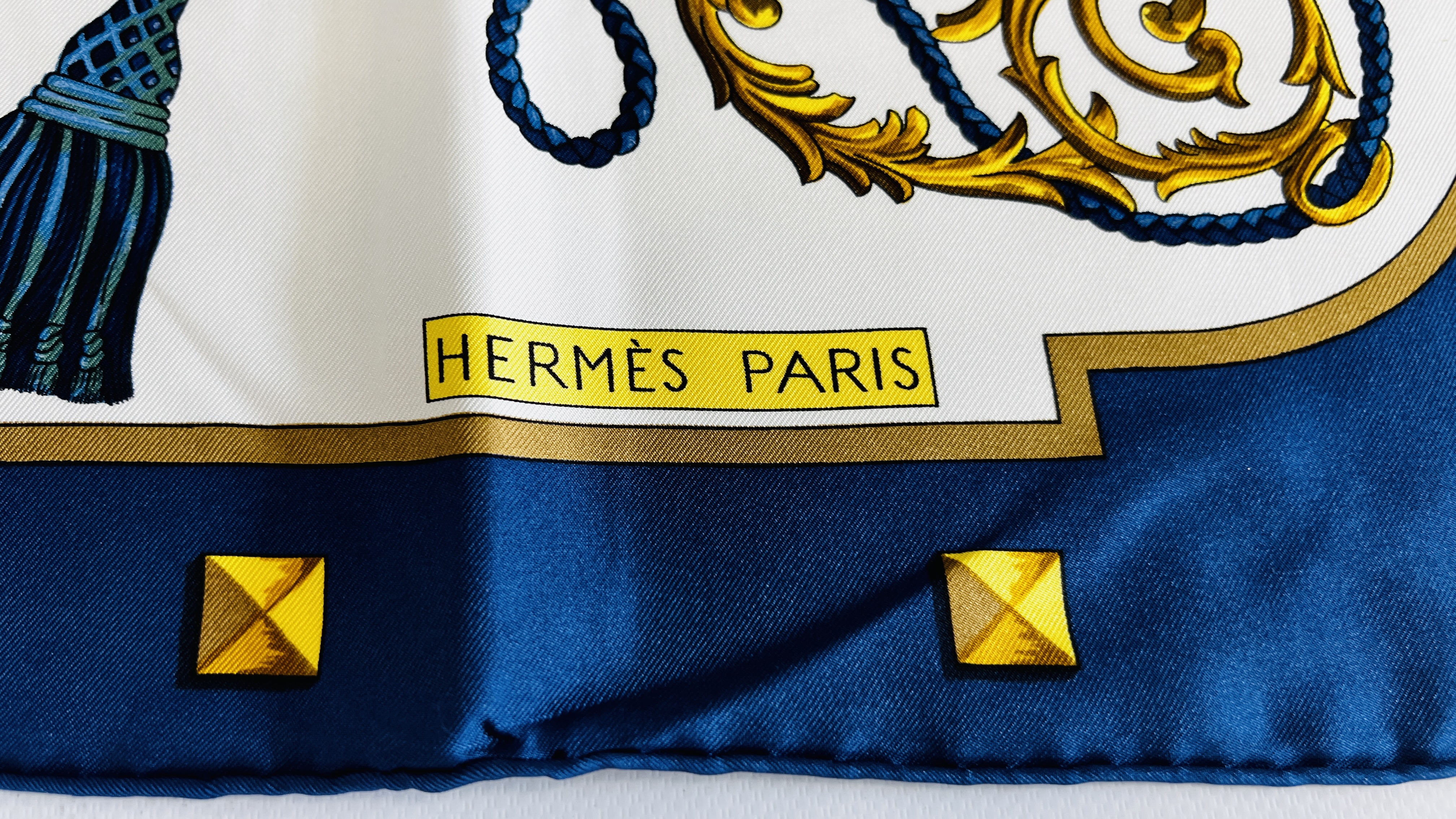 A DESIGNER SCARF MARKED "HERMES" ALONG WITH A FURTHER EXAMPLE MARKED TEXTURE. - Image 7 of 8