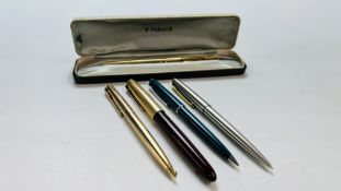 A GROUP OF 5 VINTAGE PARKER PENS AND PENCILS TO INCLUDE 2 FOUNTAIN, 1 BALLPOINT AND 2 PENCILS,