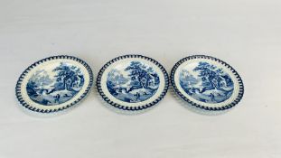 THREE EARLY C19TH PEARLWARE BLUE AND WHITE RIBBON PLATES,