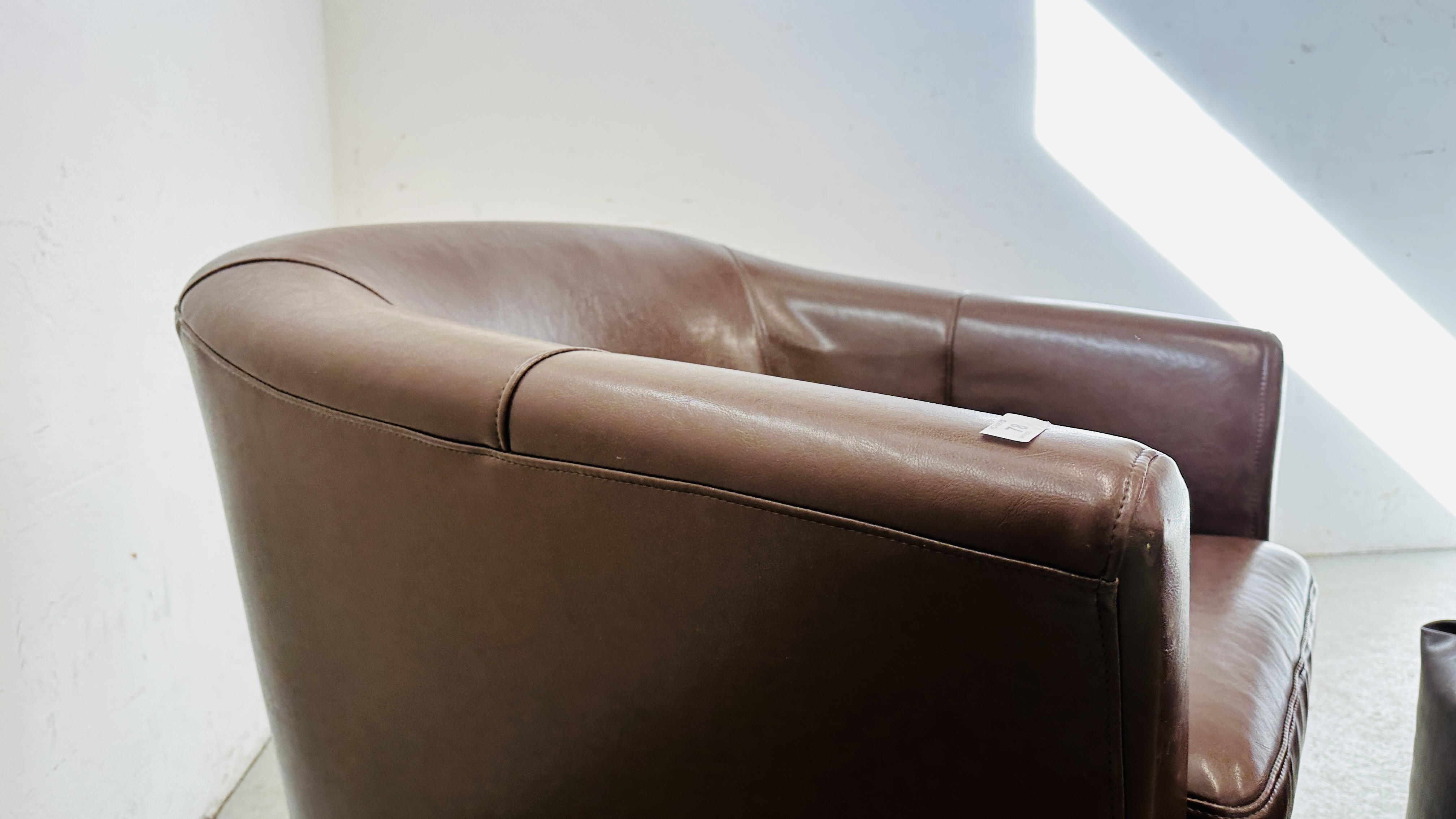 A MODERN BROWN FAUX LEATHER TUB CHAIR ALONG WITH MATCHING BEAN BAG FOOT REST. - Image 8 of 11