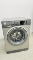 HOTPOINT 7KG WASHING MACHINE SILVER FINISH - SOLD AS SEEN.