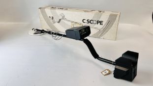 A C. SCOPE 990XD METAL DETECTOR WITH CARRY BAG AND INSTRUCTIONS + BOX.