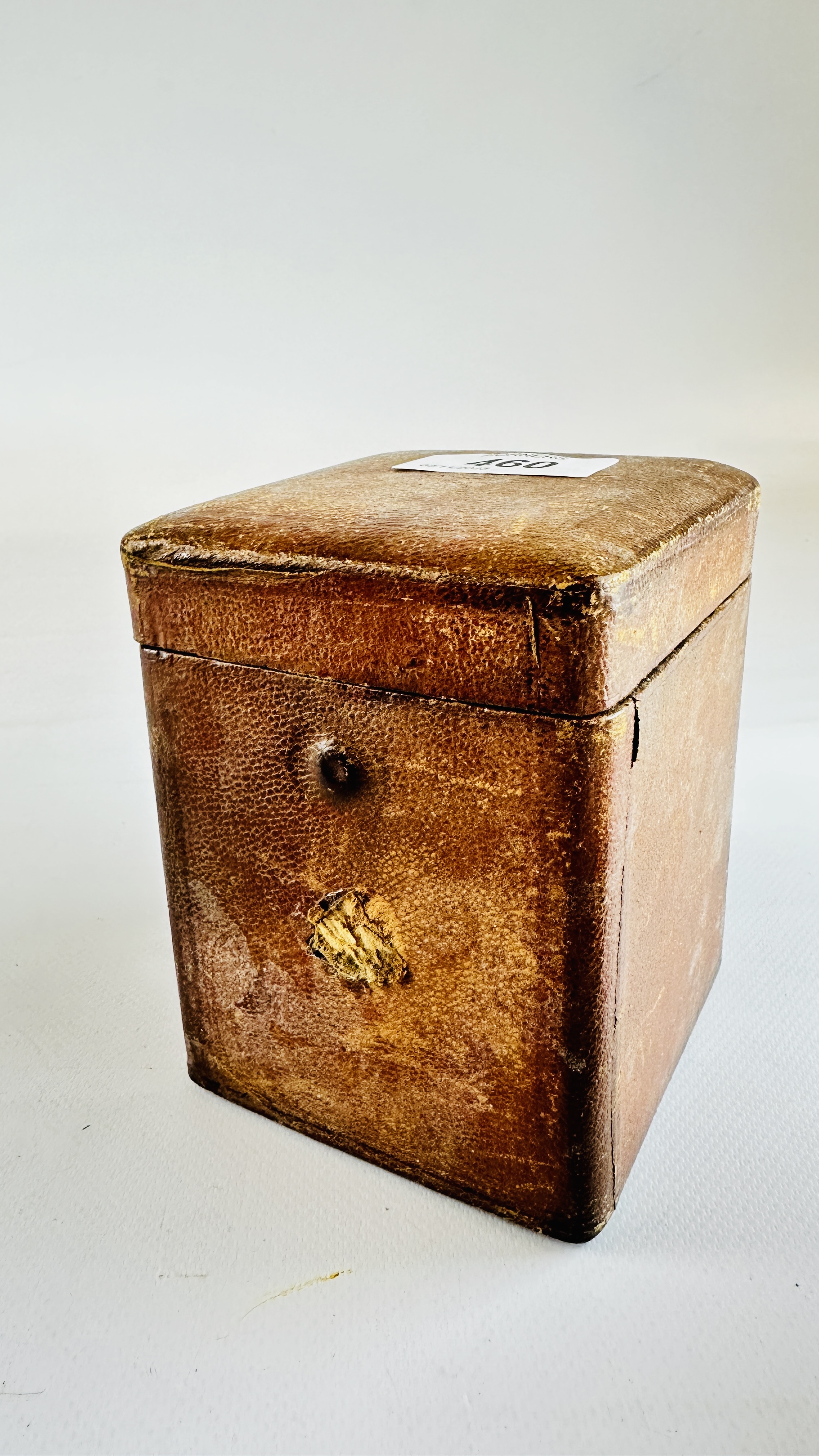 FRENCH CARRIAGE CLOCK IN FITTED LEATHER CASE AND KEY. - Image 9 of 12