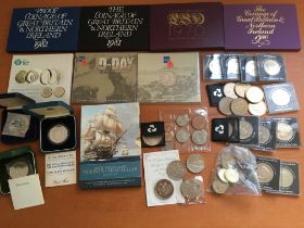 COINS: TUB OF VARIOUS WITH CROWNS, 1972 AND 1981 SILVER PROOFS, 2005 NELSON UNCIRCULATED IN FOLDER,