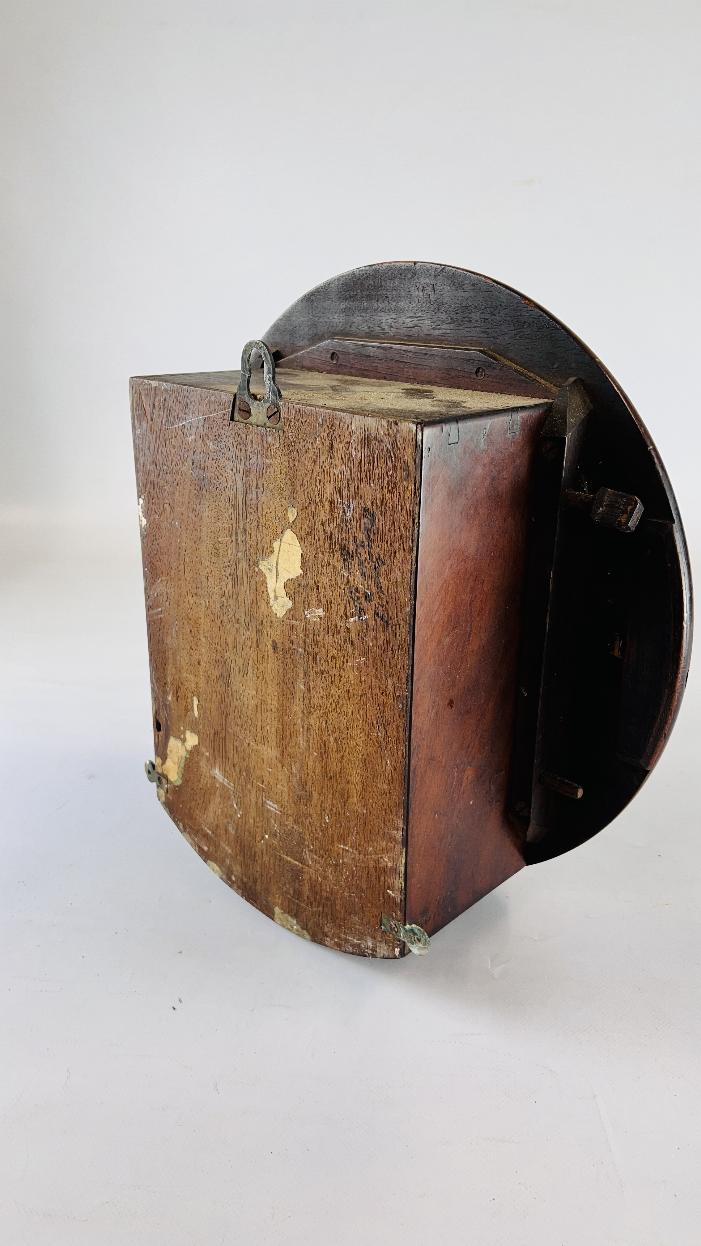 A VICTORIAN CIRCULAR MAHOGANY CASED CLOCK, BRASS BEZEL & ENAMELED DIAL J. POOLE & CO. - Image 6 of 6