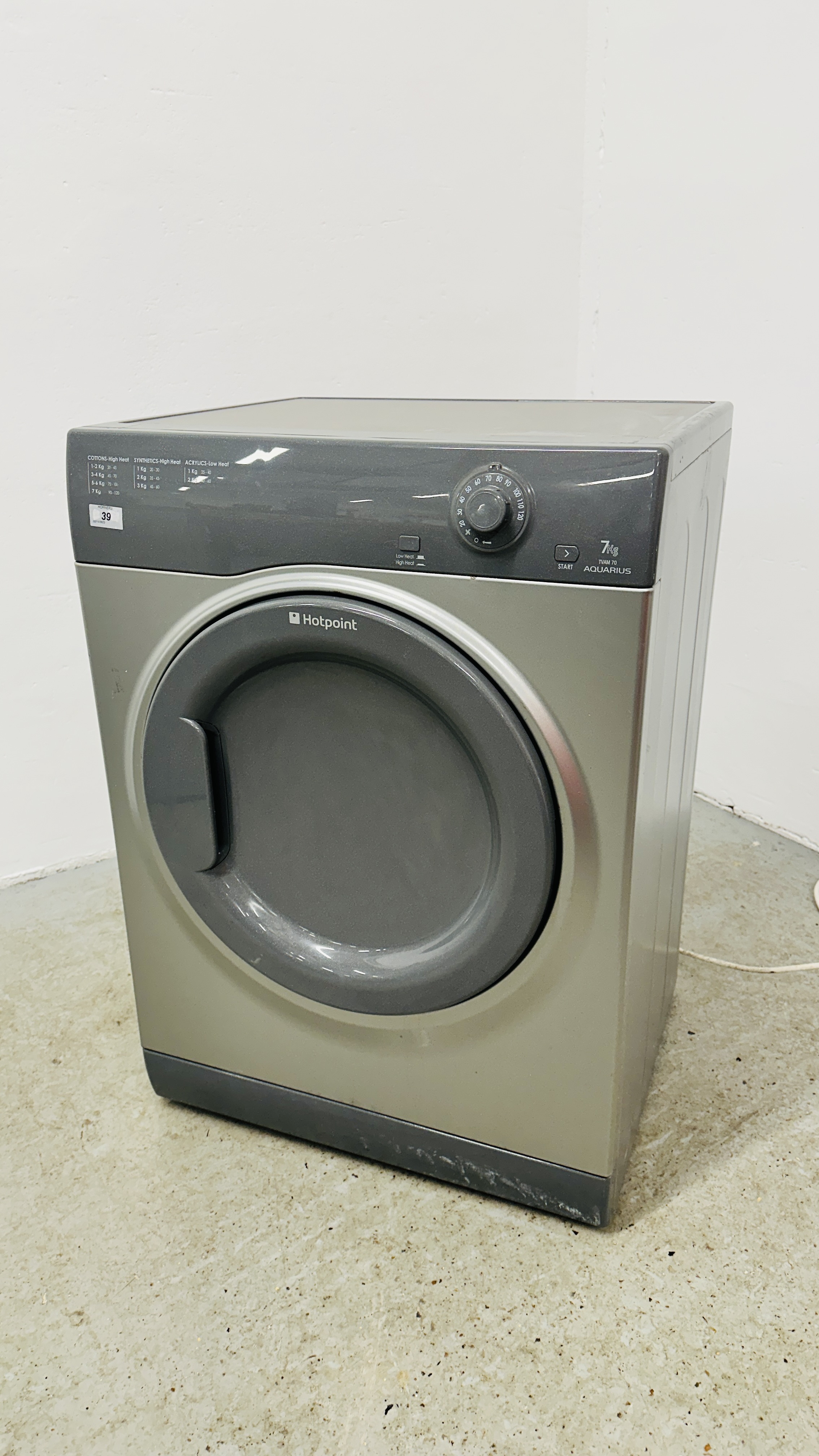 HOTPOINT AQUARIUS 7KG TUMBLE DRYER, SILVER FINISH - SOLD AS SEEN.